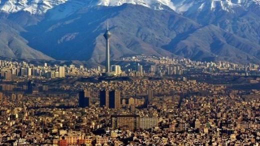 جالب است بدانید مسکن تهران از میانگین متر مربع ۶۵۰ هزار تومان سال۸۴ به ۳ میلیون و ۹۵۰ هزار تومان در سال ۹۲و زمین از متری ۶۴۰هزار ب